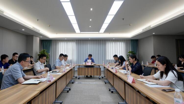 20217191051141626 k8凯发集团召开规范上市公司业务办理专题会