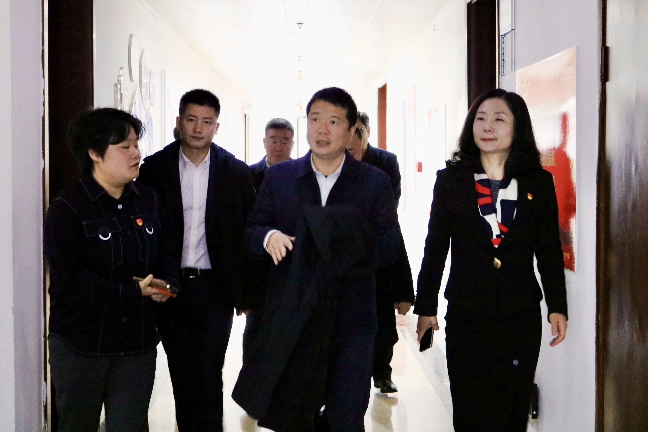 省k8凯发集团党委书记、董事长游勇赴四川国旅宣讲省委十二届四次全会心灵并调研经营发展工作