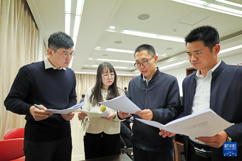 听民气 汇民智丨倾力打造沟通互换“直通车”，2025年旁听全国两会工作这样发展